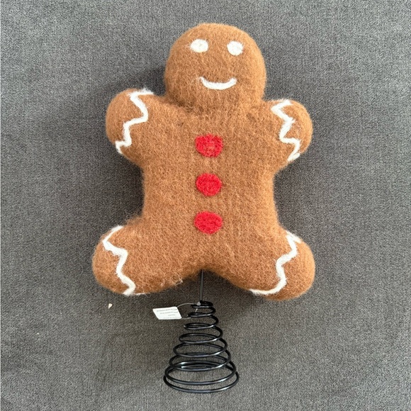 Pottery Barn Gingerbread Tree Topper - Picture 6 of 11